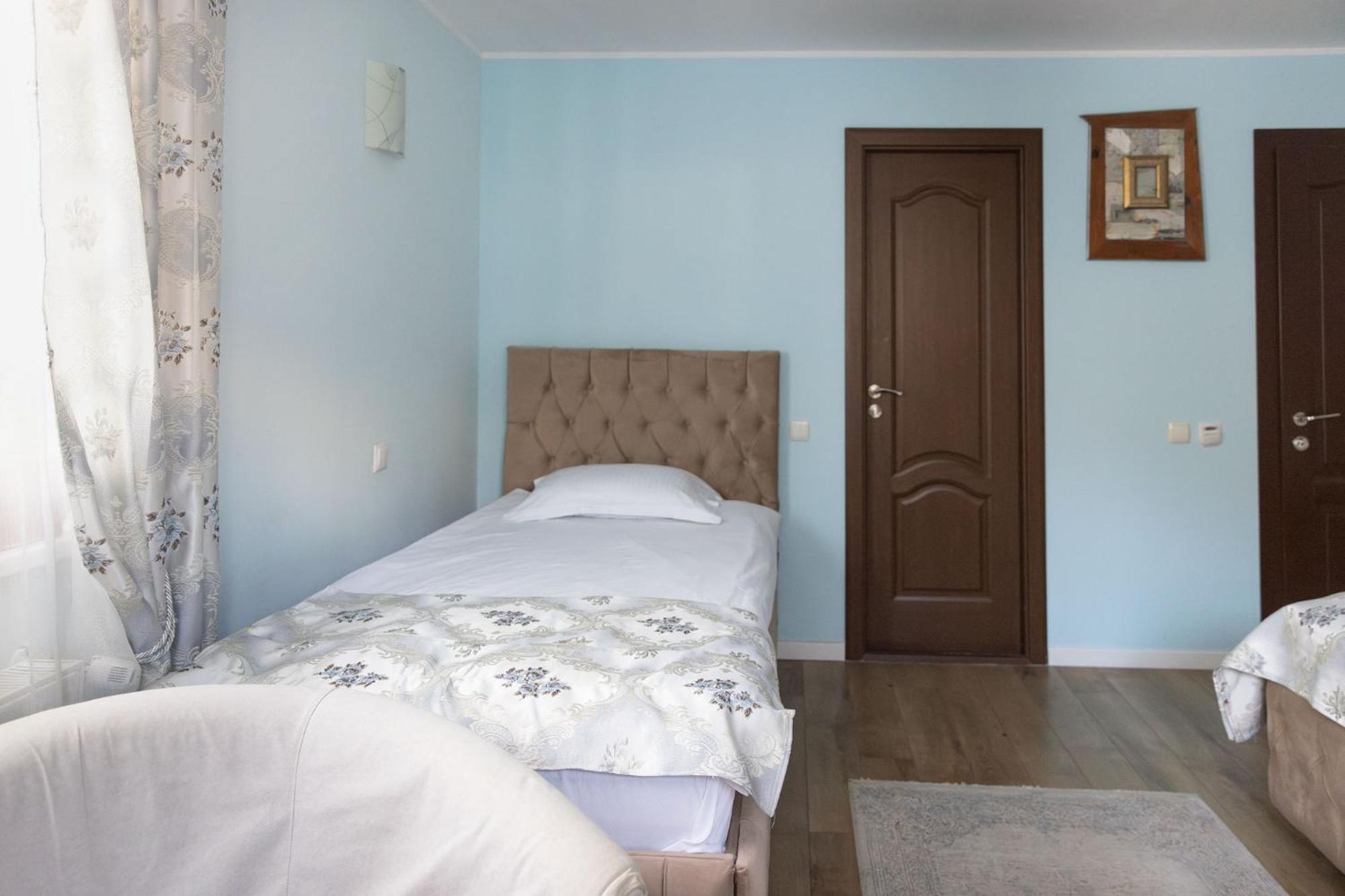 Guest house Tui
